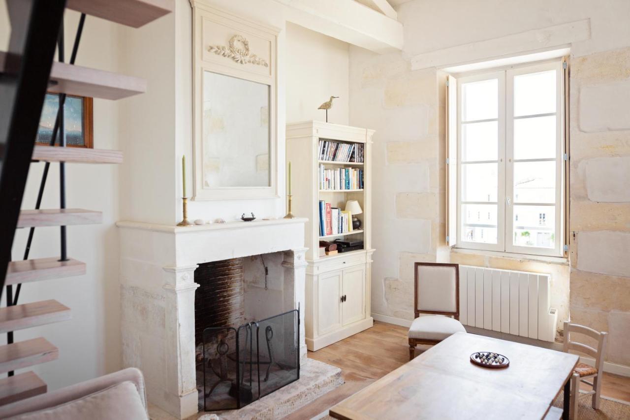 Apartamento XVIII Century Gem With Magnificent Views Of The Harbour With A Private Garage Saint-Martin-de-Ré Exterior foto