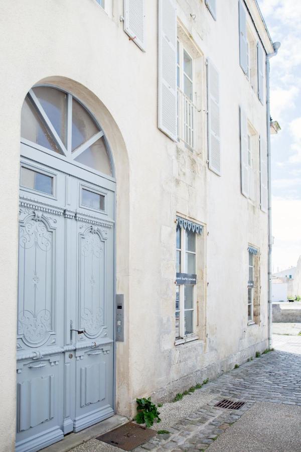 Apartamento XVIII Century Gem With Magnificent Views Of The Harbour With A Private Garage Saint-Martin-de-Ré Exterior foto
