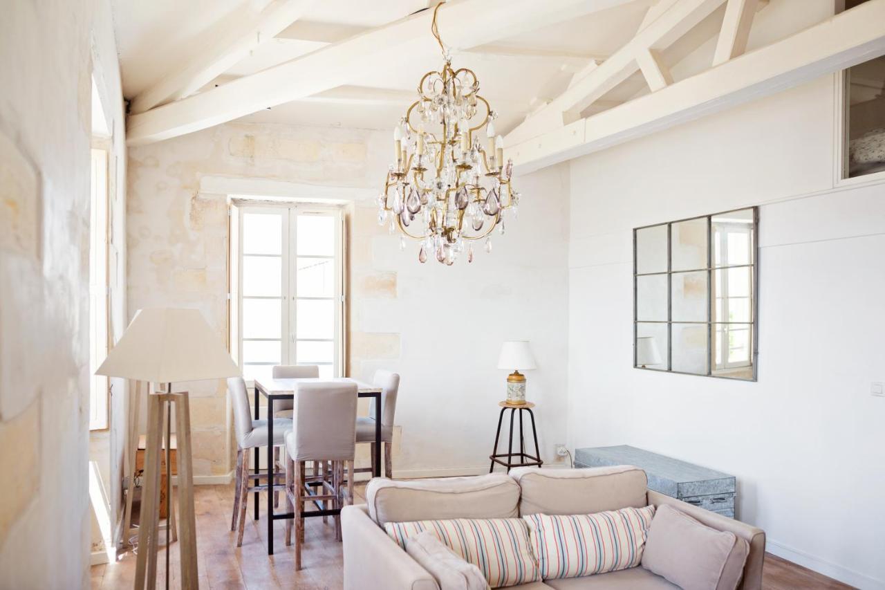 Apartamento XVIII Century Gem With Magnificent Views Of The Harbour With A Private Garage Saint-Martin-de-Ré Exterior foto