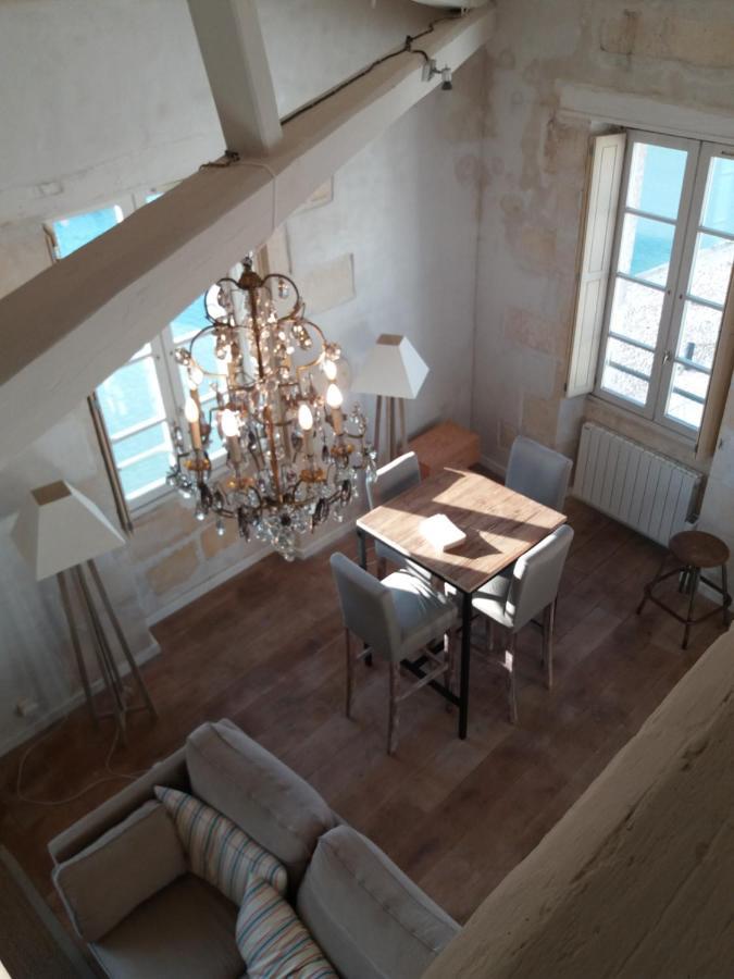 Apartamento XVIII Century Gem With Magnificent Views Of The Harbour With A Private Garage Saint-Martin-de-Ré Exterior foto